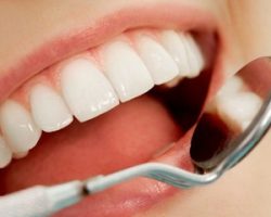 Почему посещать стоматолога необходимо каждые полгода?