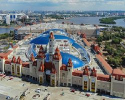 Столичные медработники получат бесплатные билеты в парк «Остров Мечты»