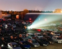 Автокинотеатр в Москве начнет работать 18 июля