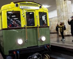 В столичном метро возобновился сервис ночных экскурсий