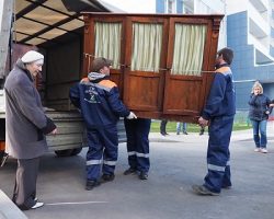 Помощь грузчиков: участникам Программы реновации обеспечена  бесплатная онлайн-услуга