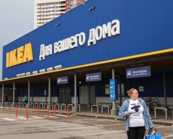 IKEA снова прекратила принимать заказы в Москве