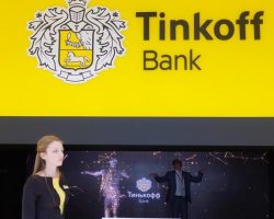 Работники «Тинькофф» решили судиться с банком