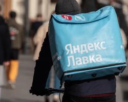 «Яндекс» научил «Алису» принимать заказы на доставку товаров из «Лавки»